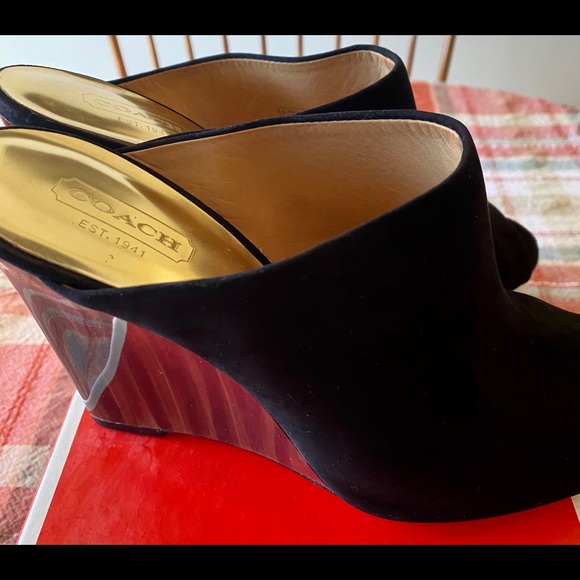 Coach wedges size 7 - Picture 2 of 7